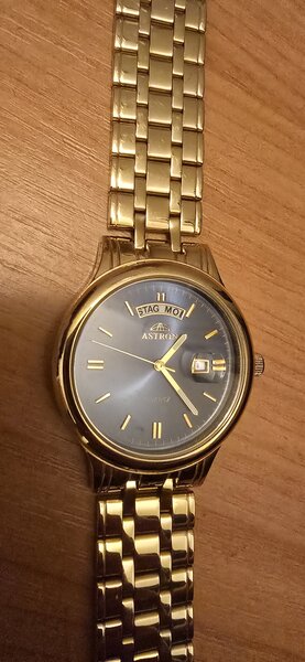 De vanzare ceas Astron.